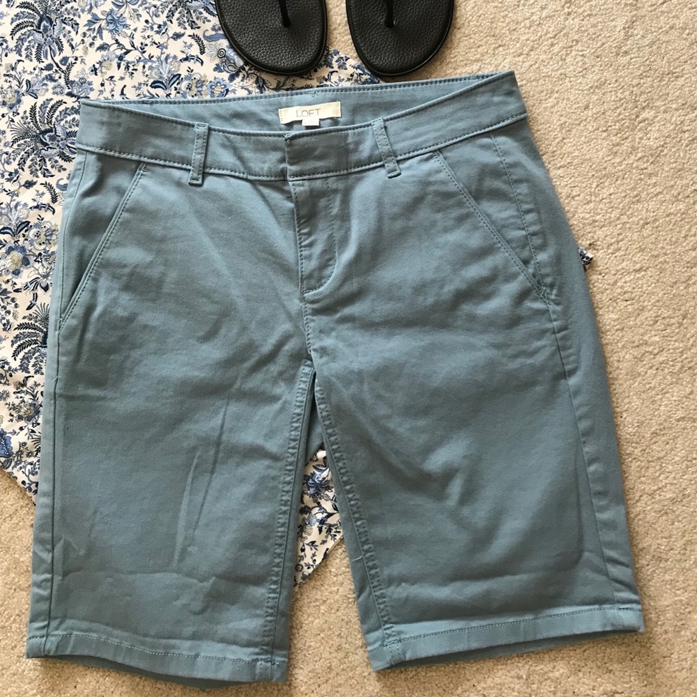 ANN TAYLOR LOFT SIZE 0 BERMUDA ROLL SHORT - Picture 4 of 7